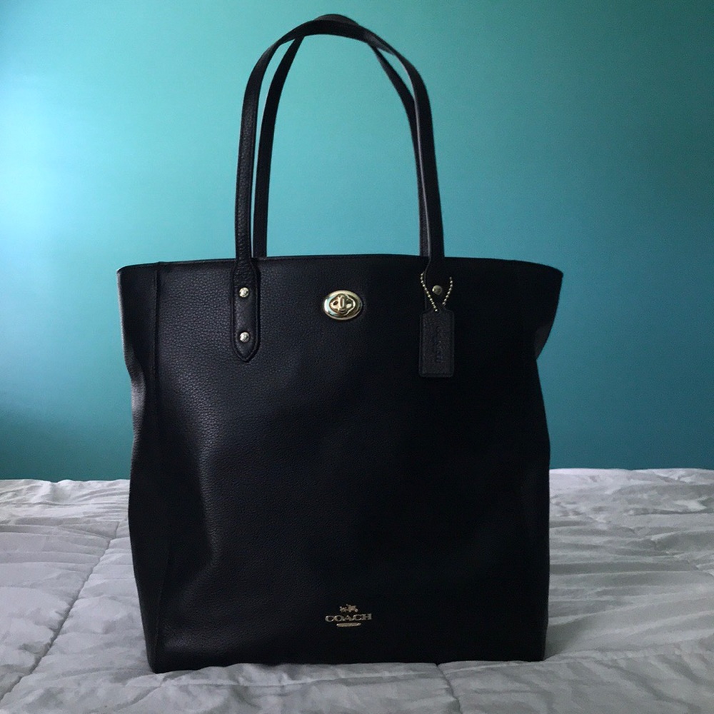 Genuine leather COACH Tote - NEVER CARRIED